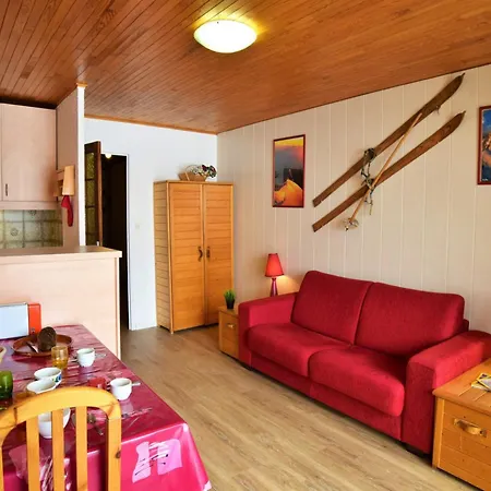 In With Balcony Apartment *